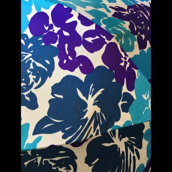 Vintage YSL Umbrella - Picture 10 of 11